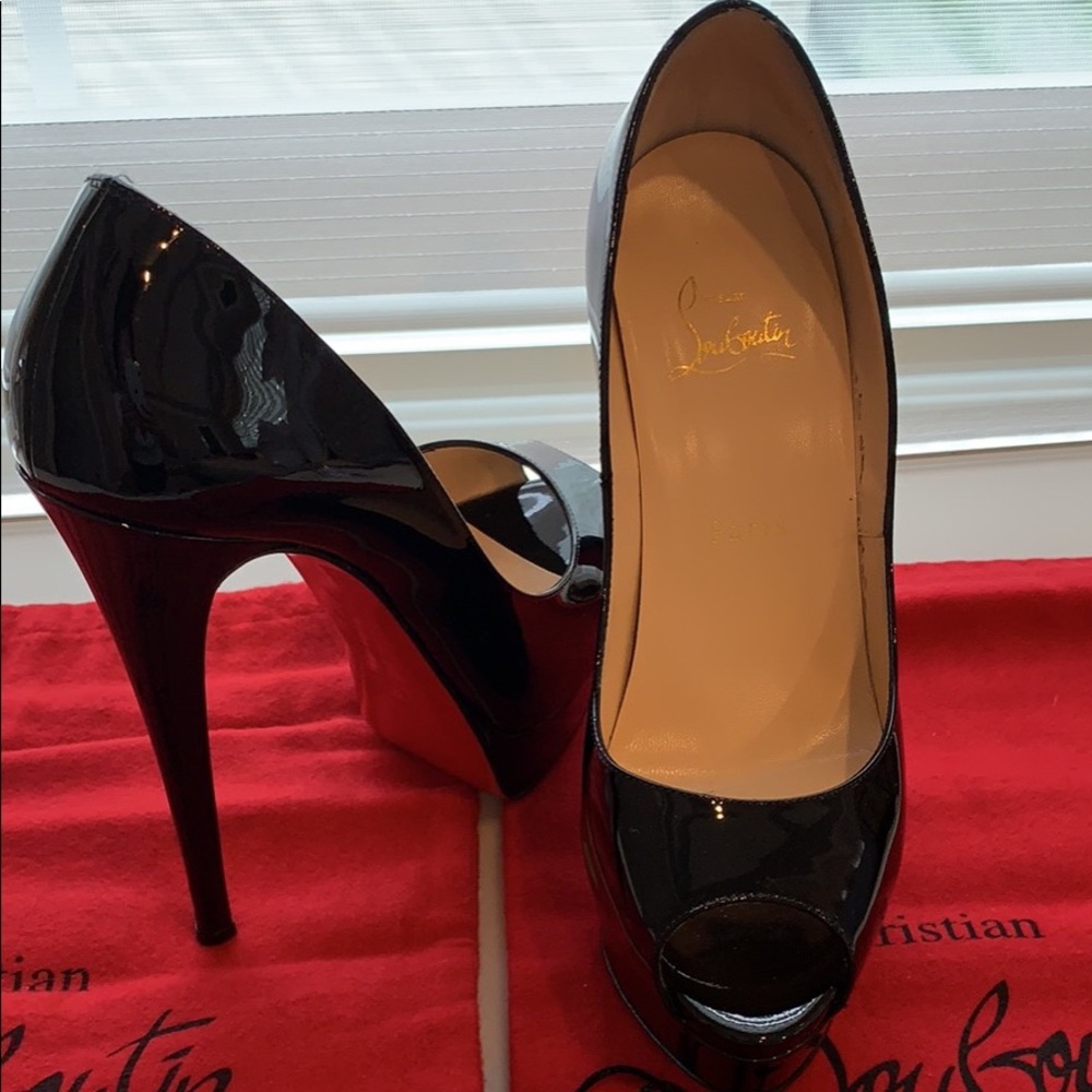 💯 Christian Louboutin Lady peep platform pumps